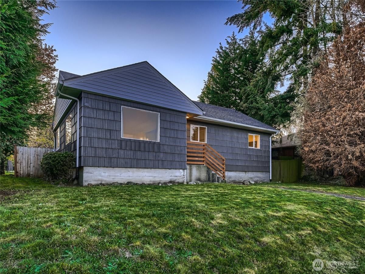 MLS #NWM2342641 image #0