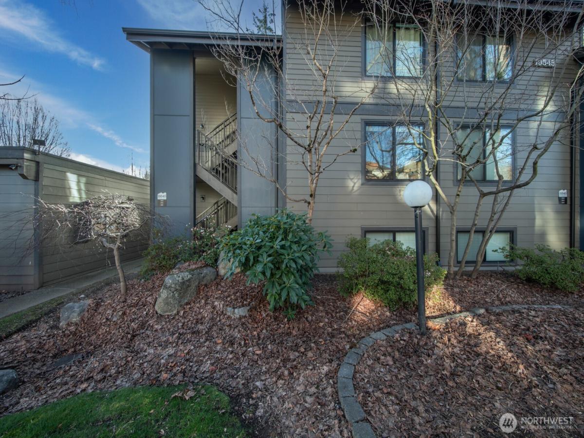 MLS #NWM2342824 image #0