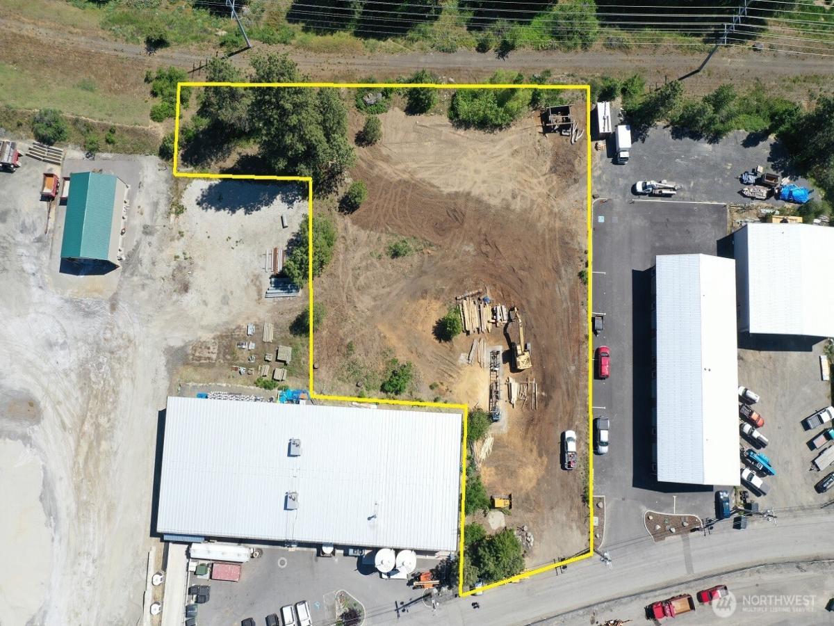 MLS #NWM2343246 image #0