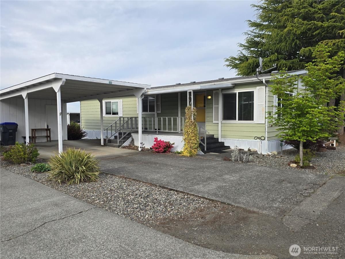 MLS #NWM2344884 image #0