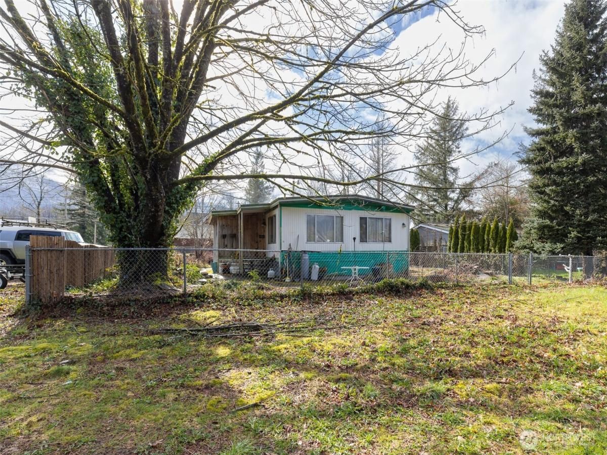 MLS #NWM2345353 image #0
