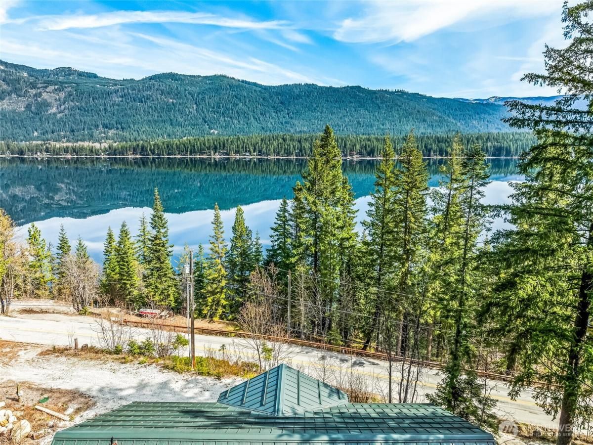 MLS #NWM2346245 image #0