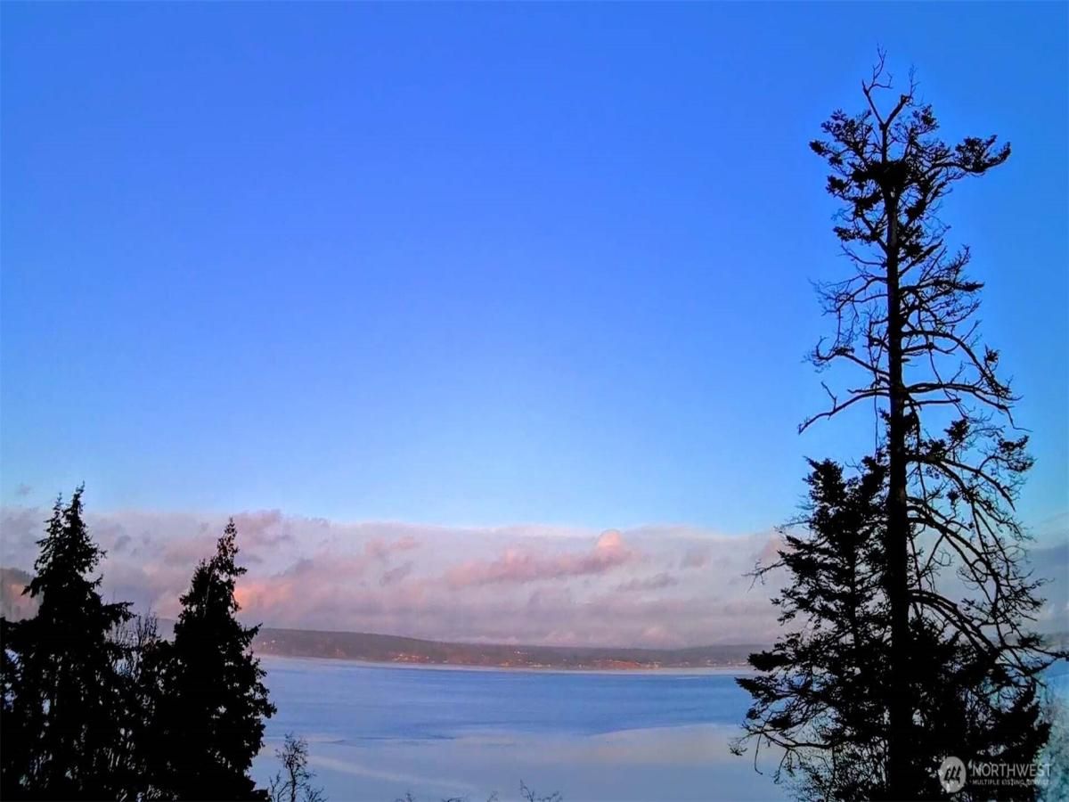 MLS #NWM2347579 image #0
