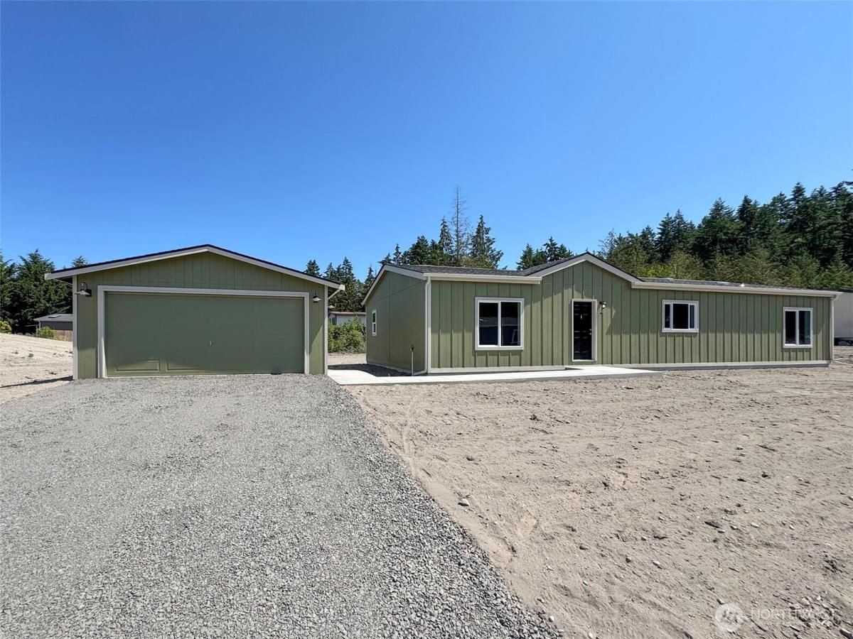 MLS #NWM2348598 image #0