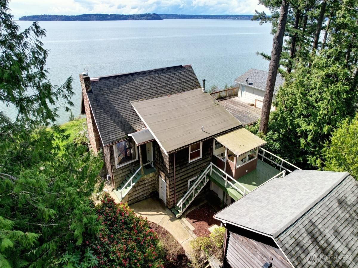 MLS #NWM2348654 image #0