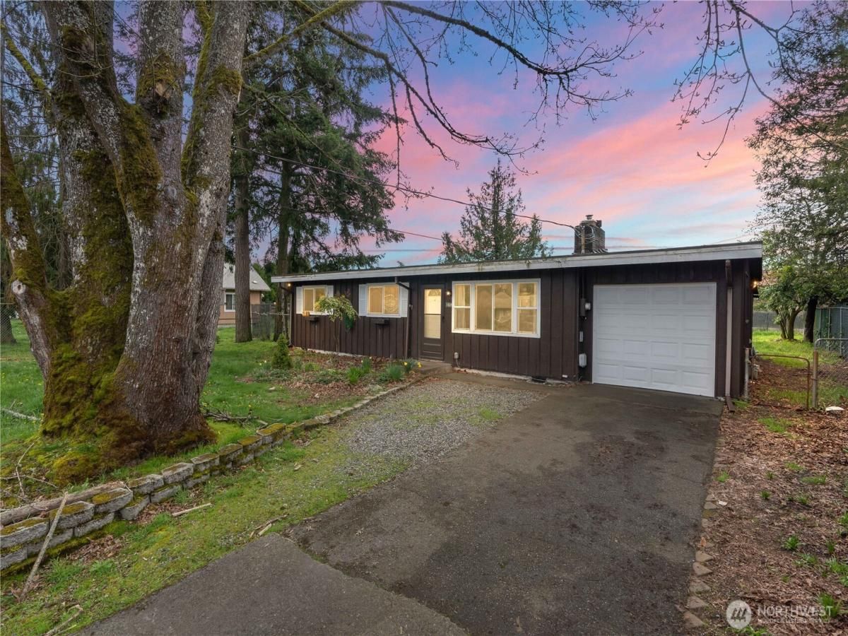 MLS #NWM2348731 image #0