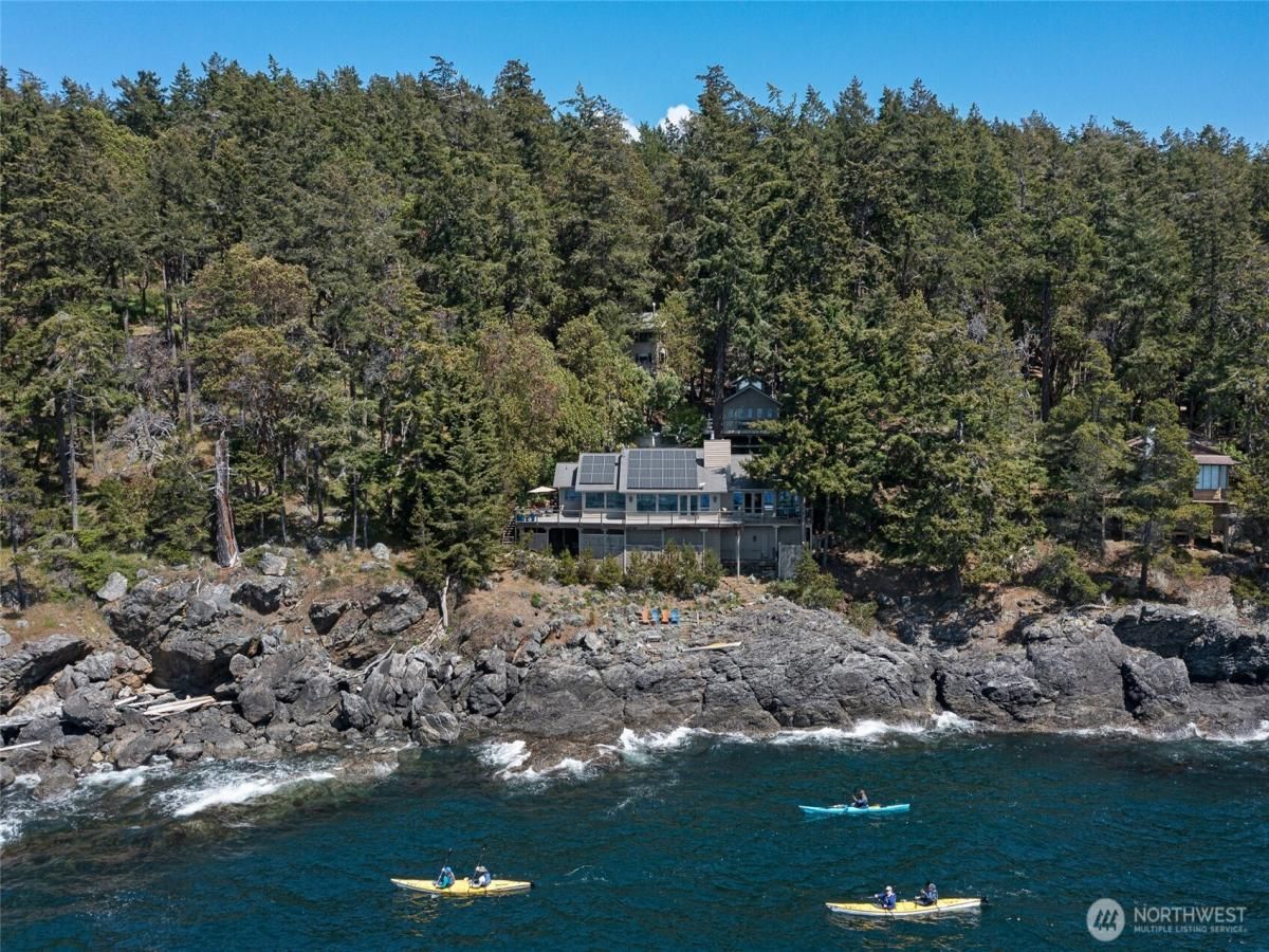 MLS #NWM2348913 image #0