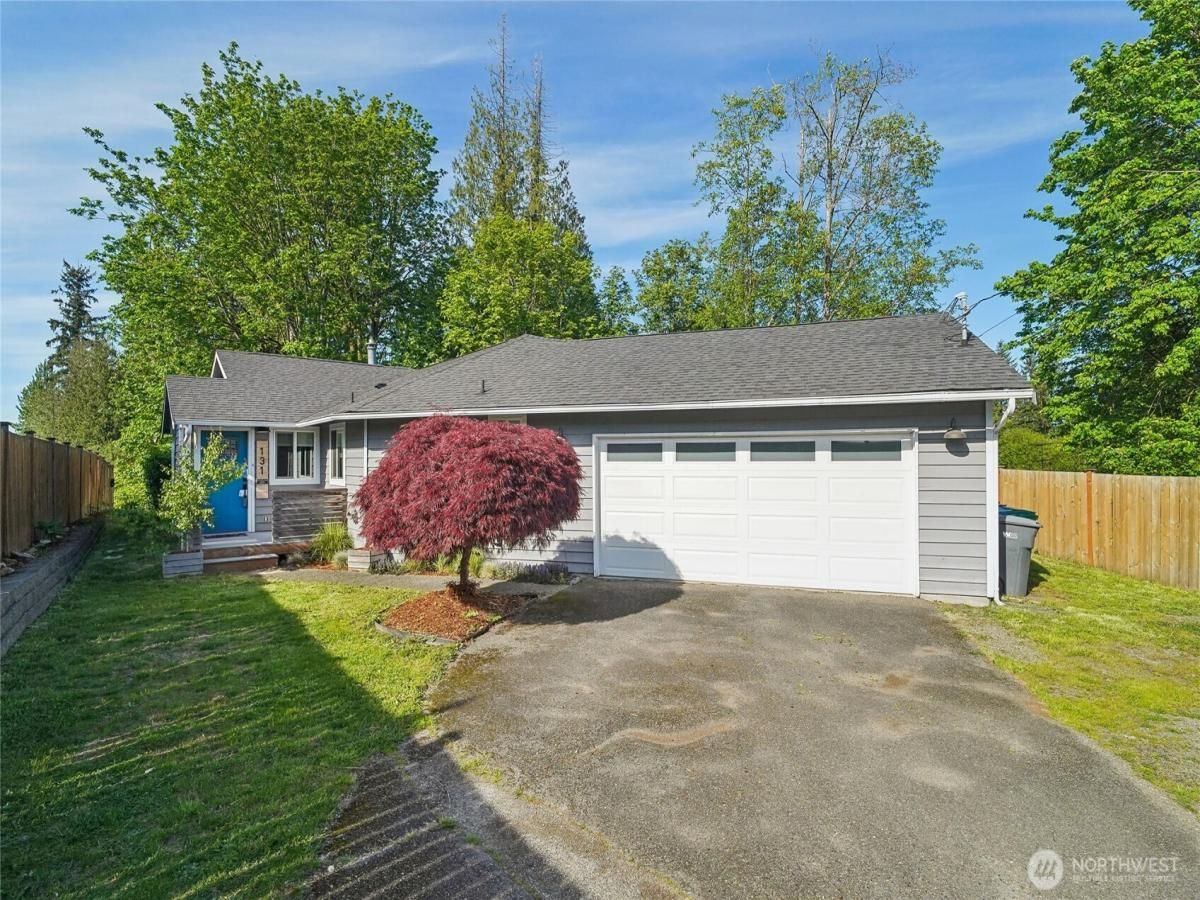 MLS #NWM2349467 image #0