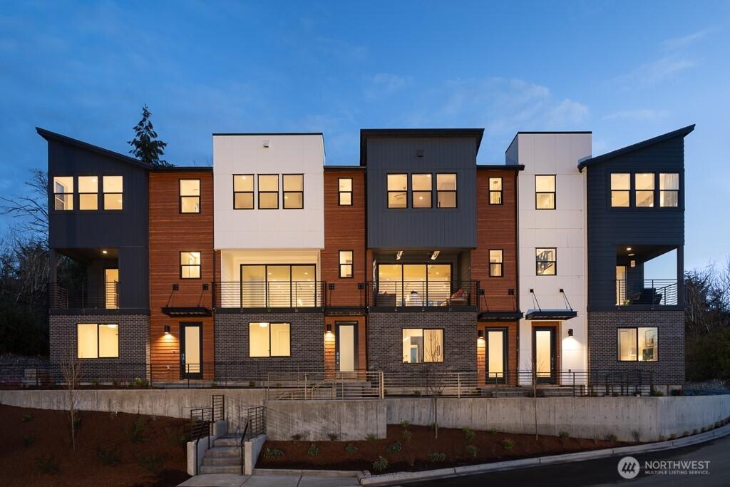 MLS #NWM2350155 image #0