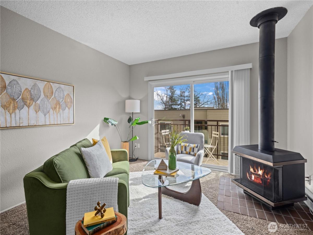 MLS #NWM2350226 image #0