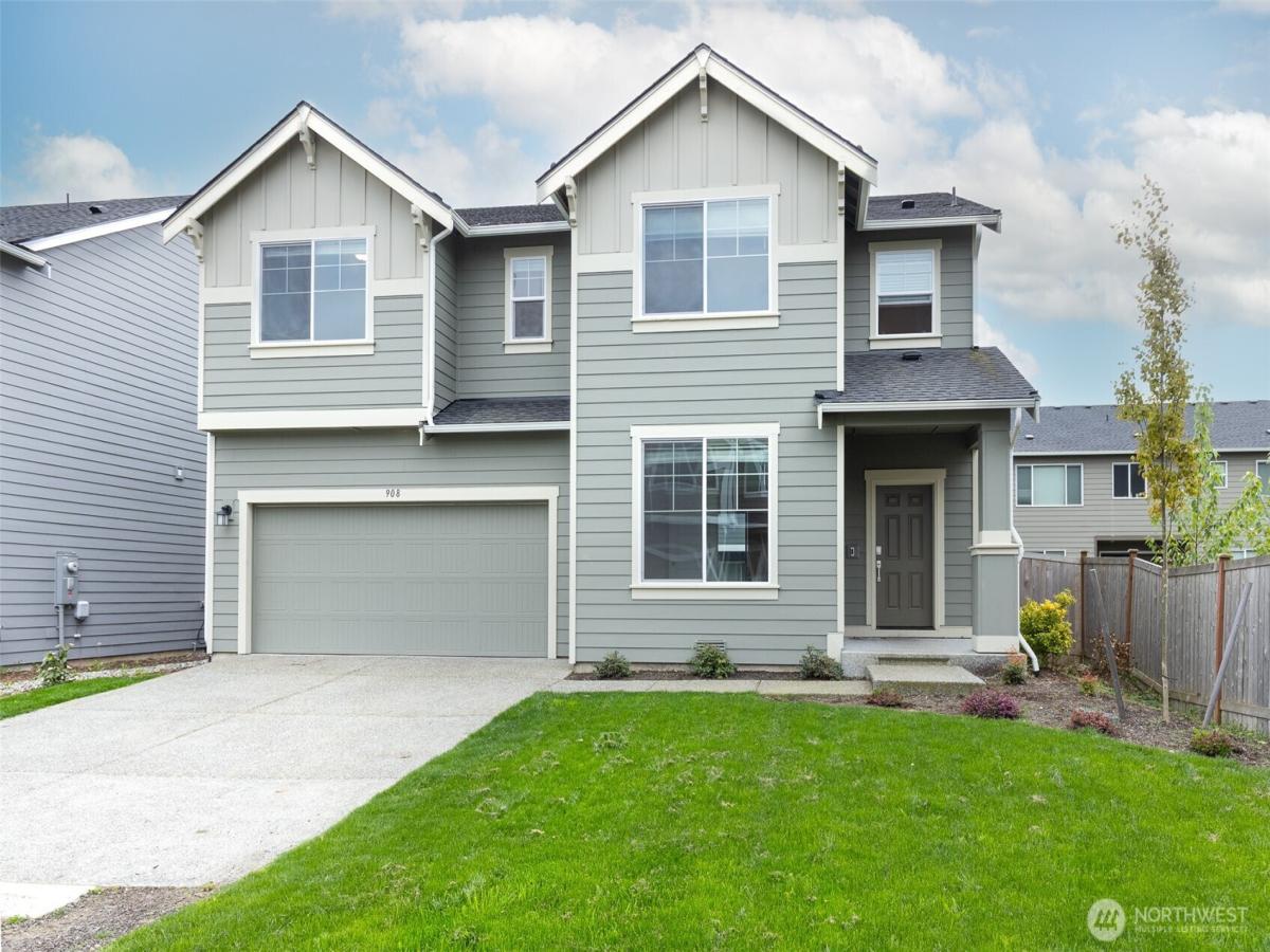 MLS #NWM2351523 image #0