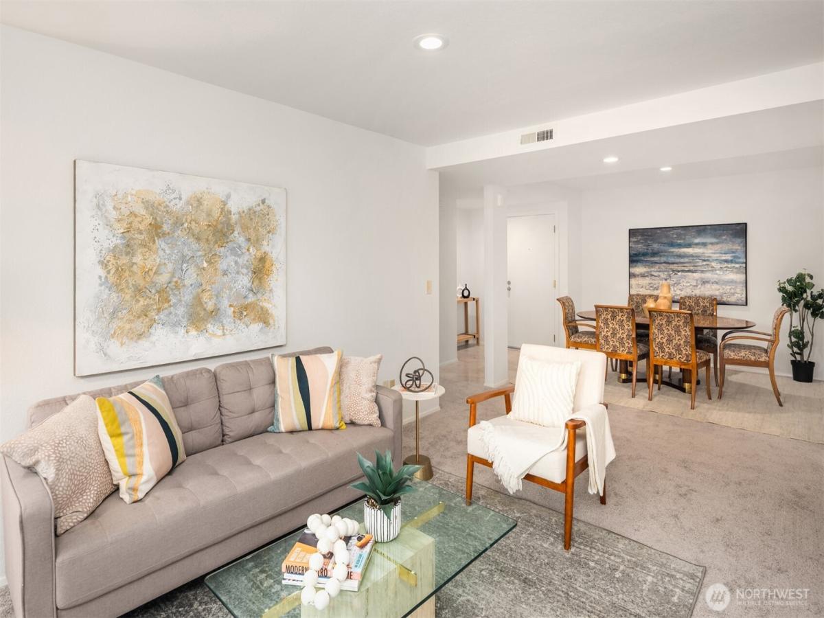 MLS #NWM2352496 image #0