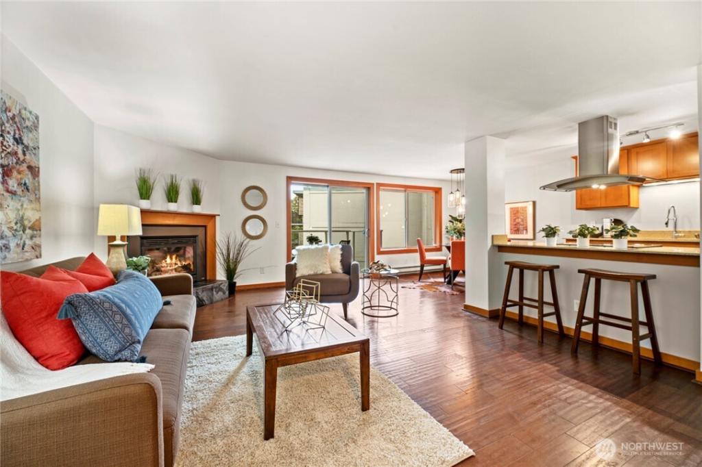 MLS #NWM2352855 image #0