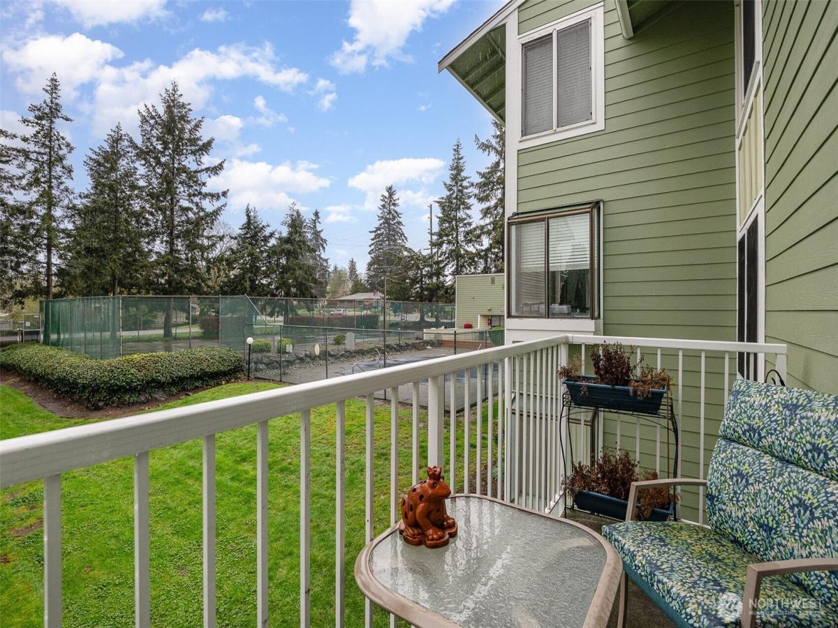 MLS #NWM2353032 image #0