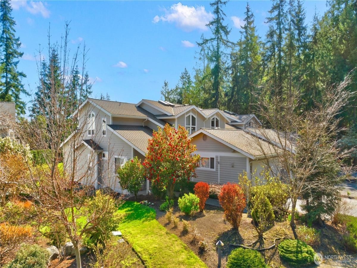 MLS #NWM2353109 image #0