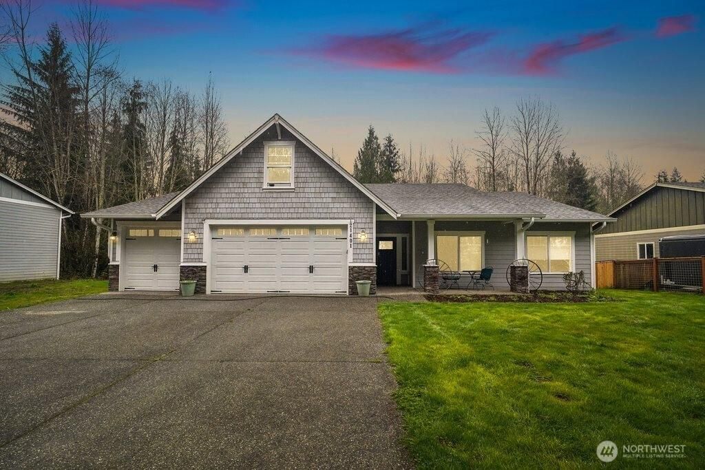 MLS #NWM2353677 image #0