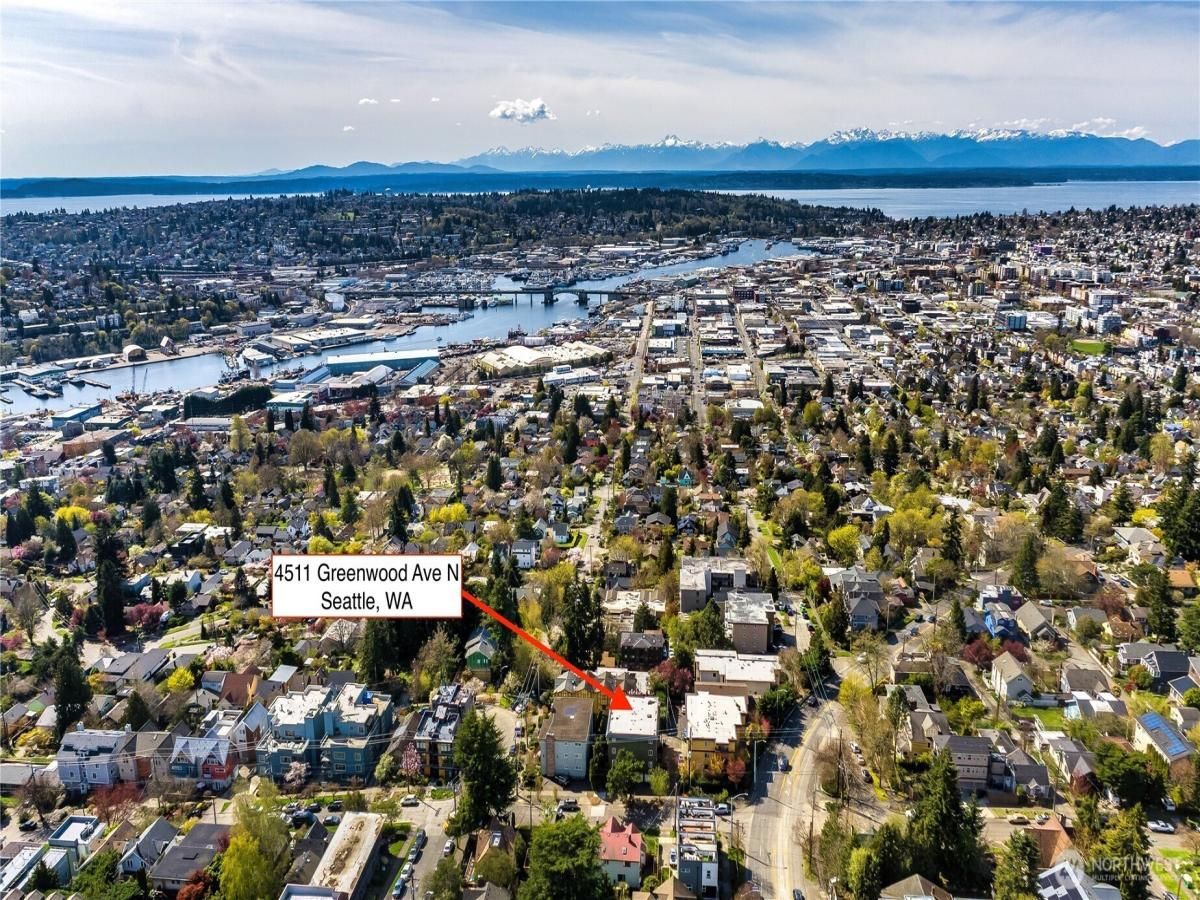 MLS #NWM2353716 image #0