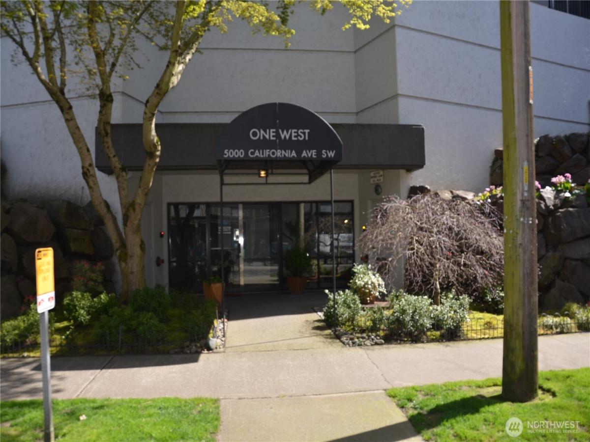 MLS #NWM2353827 image #0
