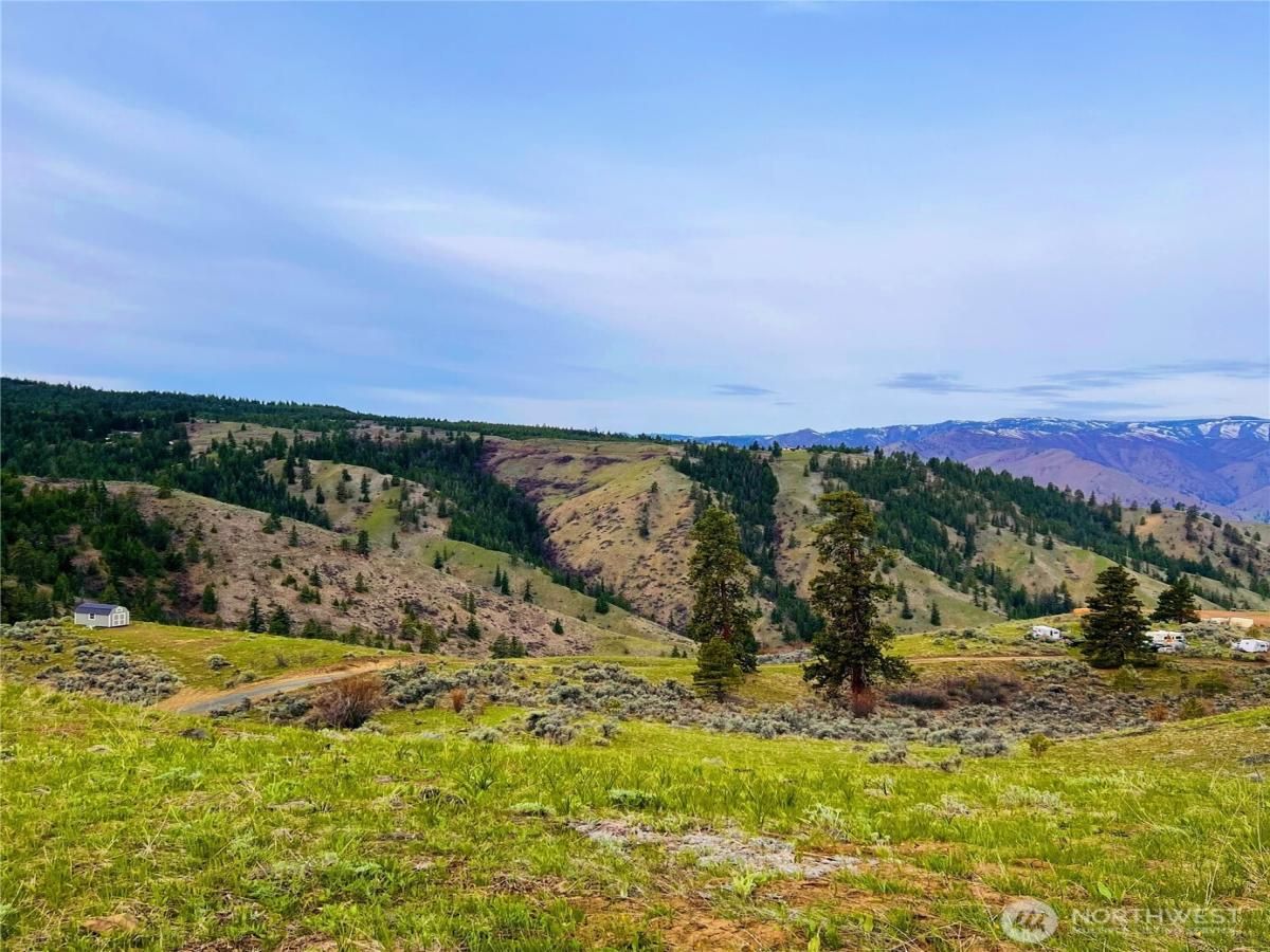 MLS #NWM2354782 image #0