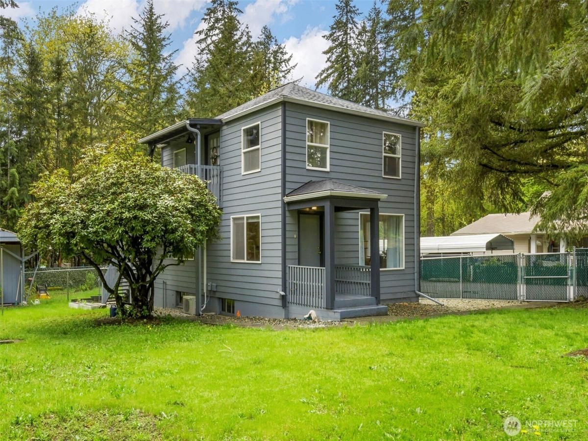 MLS #NWM2354786 image #0