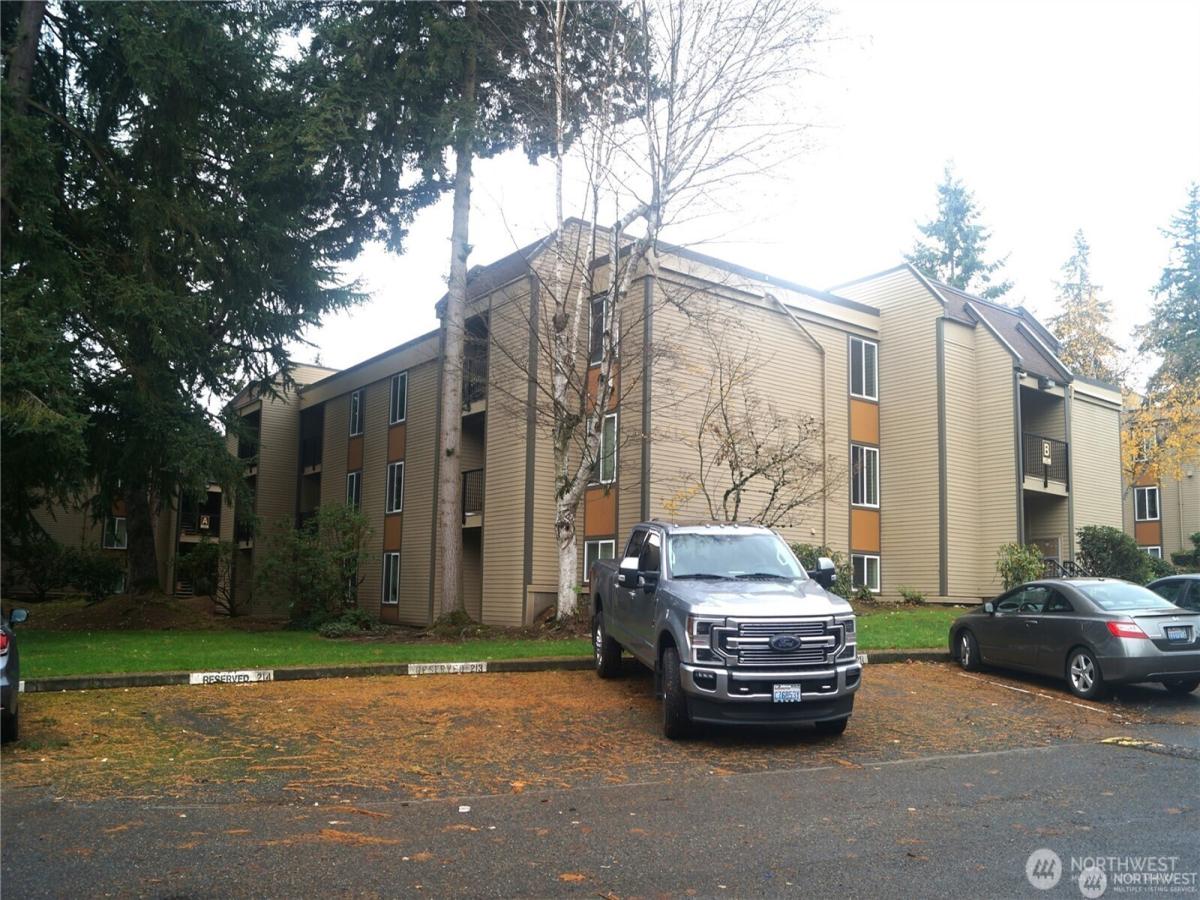 MLS #NWM2355740 image #0