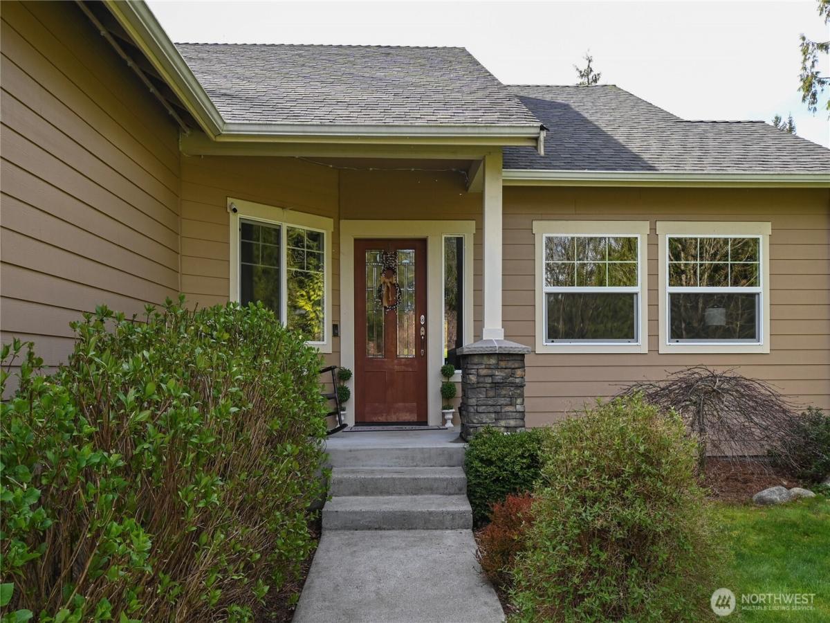 MLS #NWM2355859 image #0