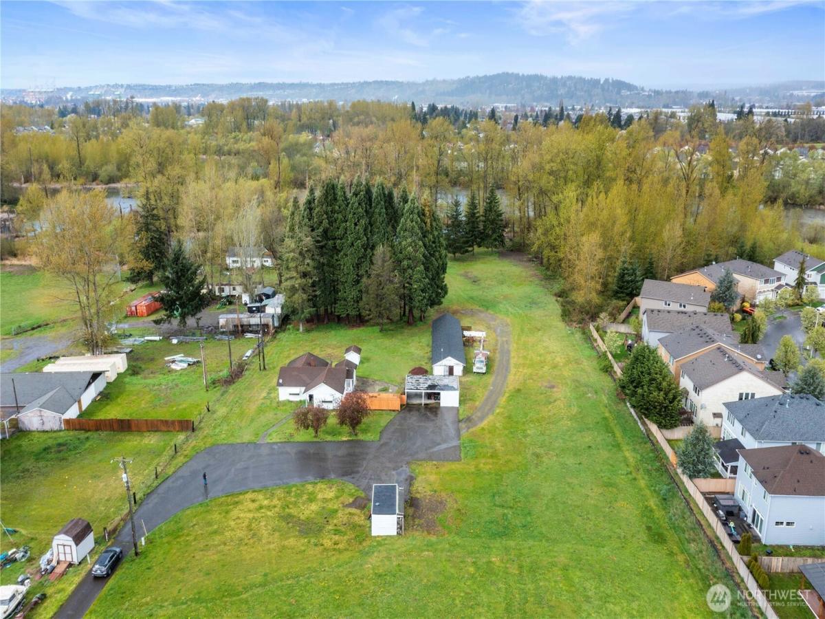 MLS #NWM2355930 image #0