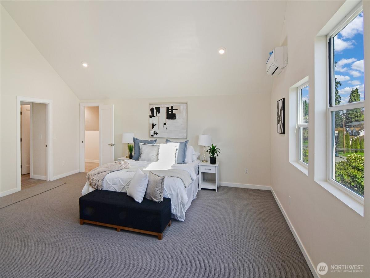 MLS #NWM2356081 image #0