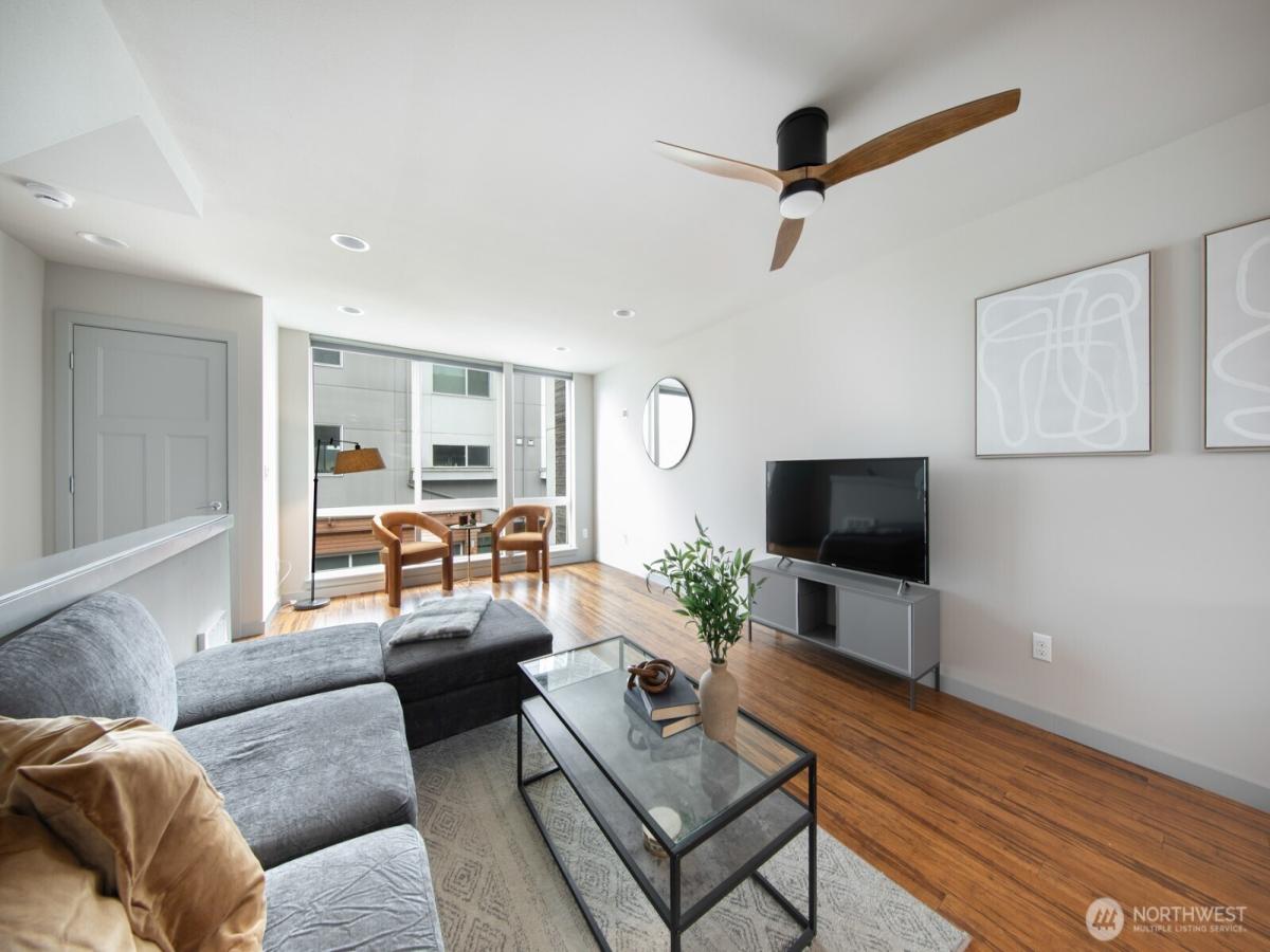 MLS #NWM2356131 image #0