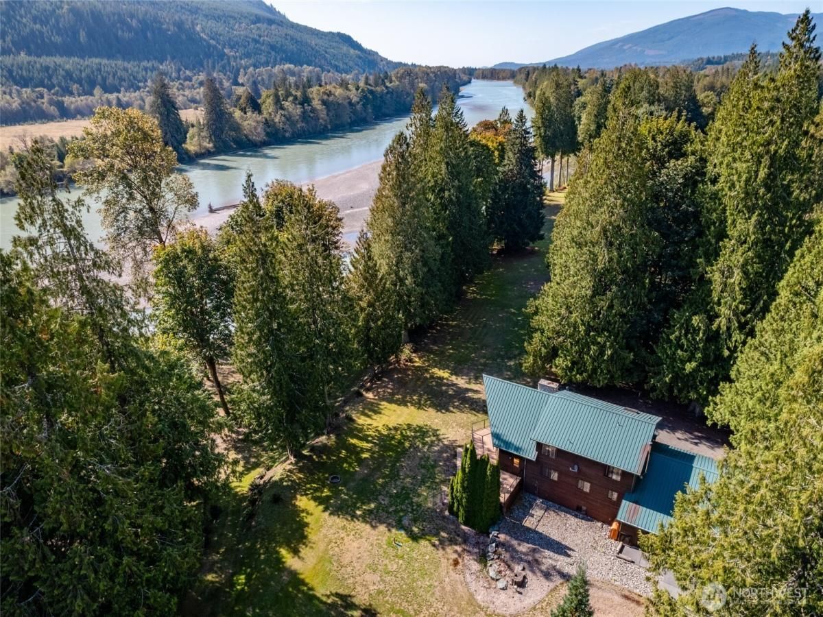 MLS #NWM2356383 image #0
