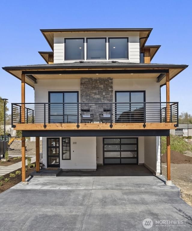 MLS #NWM2356977 image #0