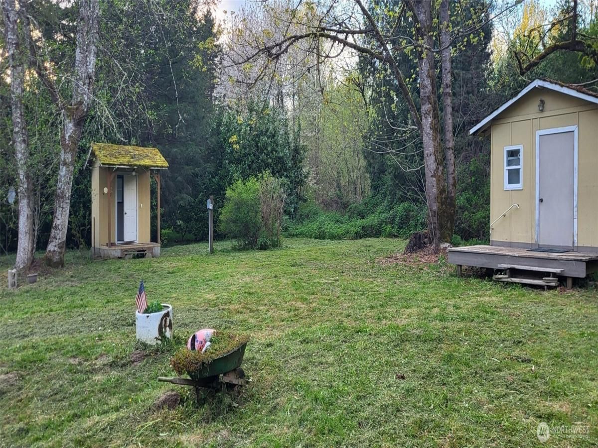 MLS #NWM2356995 image #0