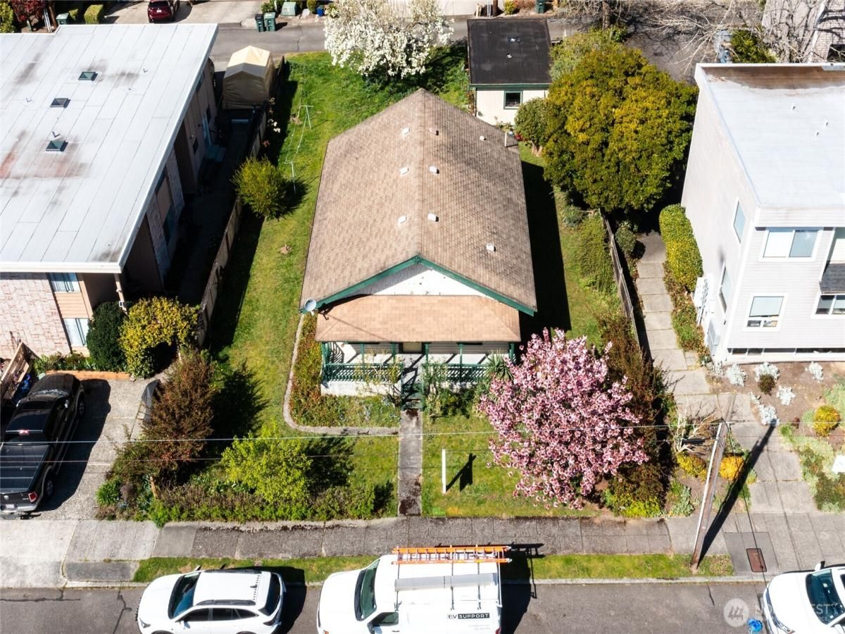 MLS #NWM2357065 image #0
