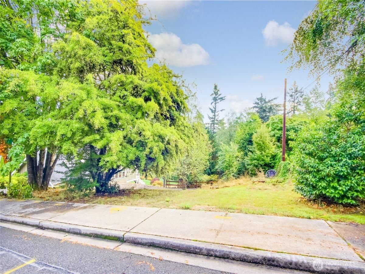 MLS #NWM2357436 image #0