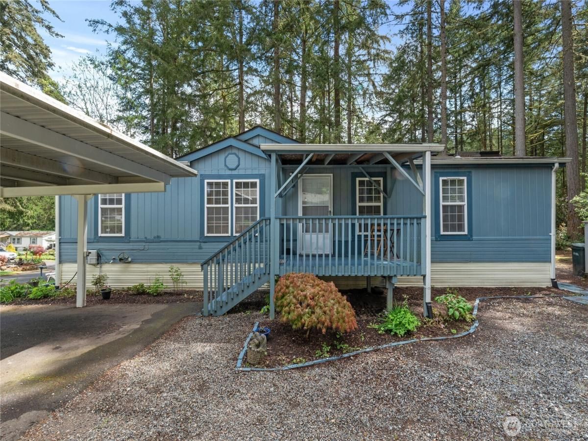MLS #NWM2357953 image #0