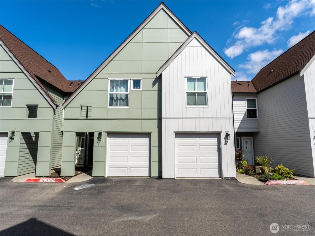 MLS #NWM2358407 image #0
