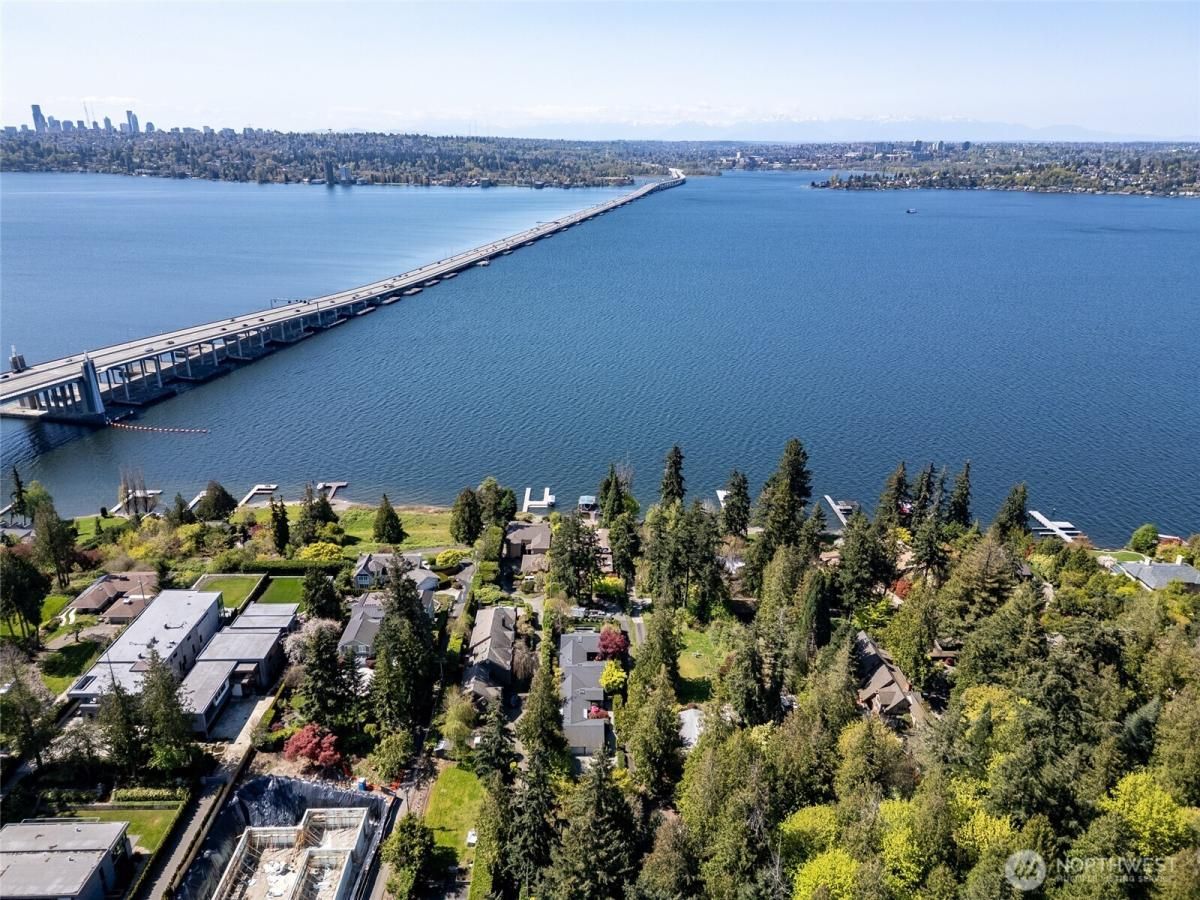 MLS #NWM2358728 image #0