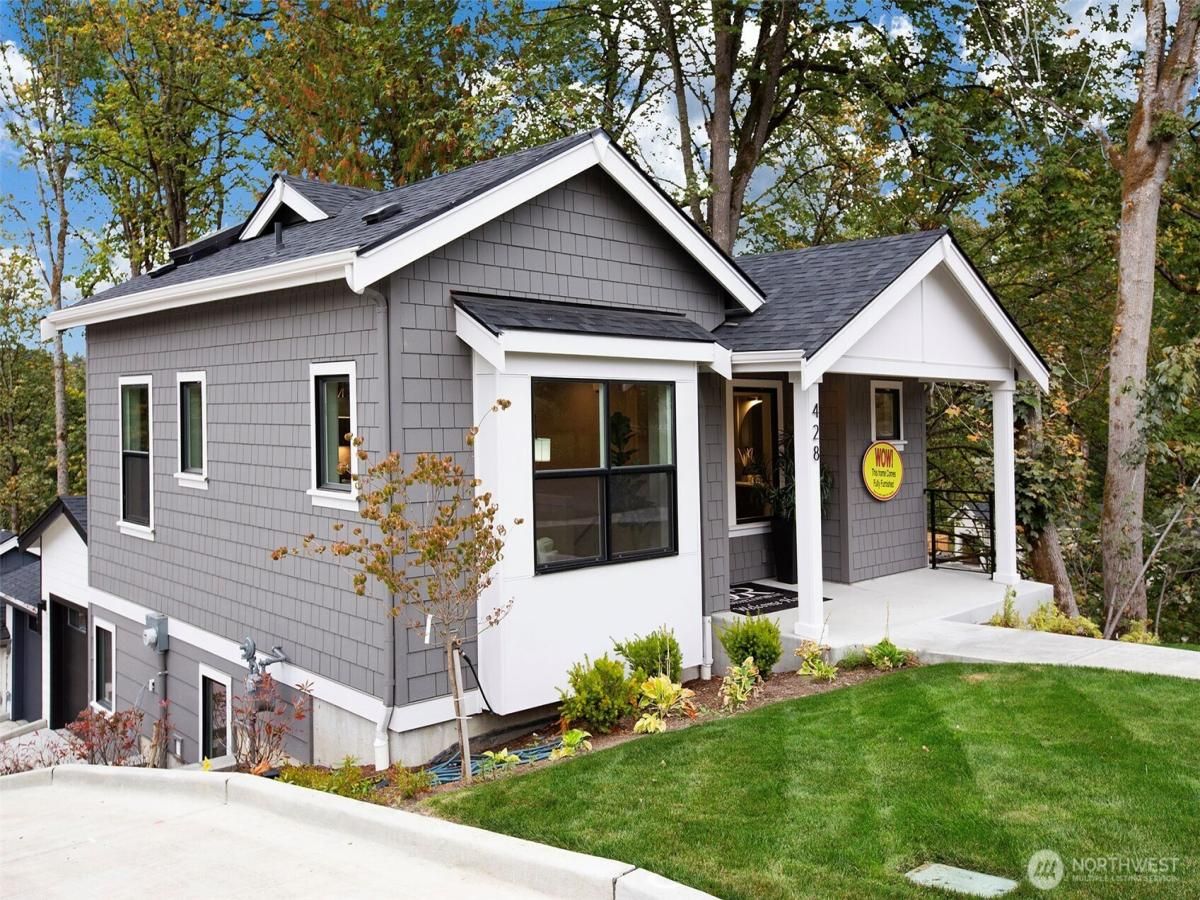 MLS #NWM2359785 image #0