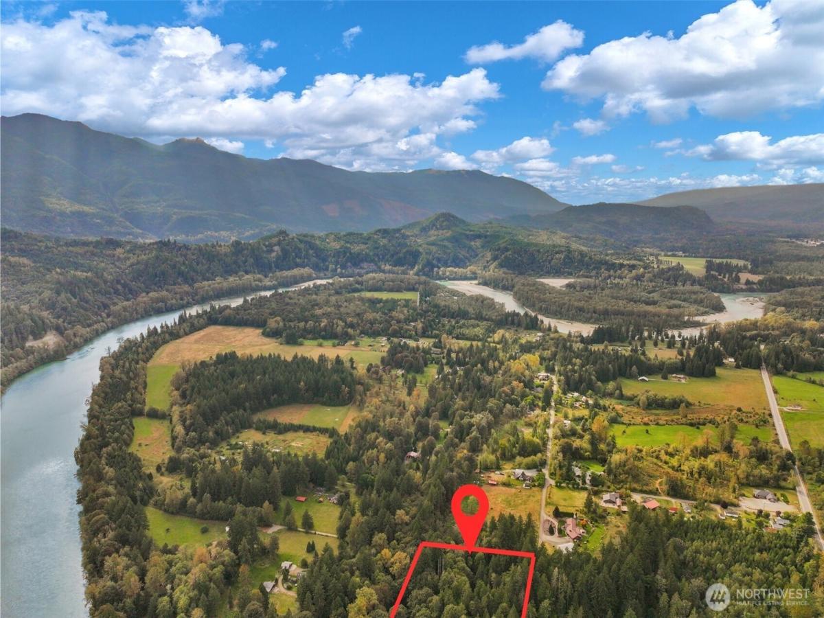 MLS #NWM2359829 image #0