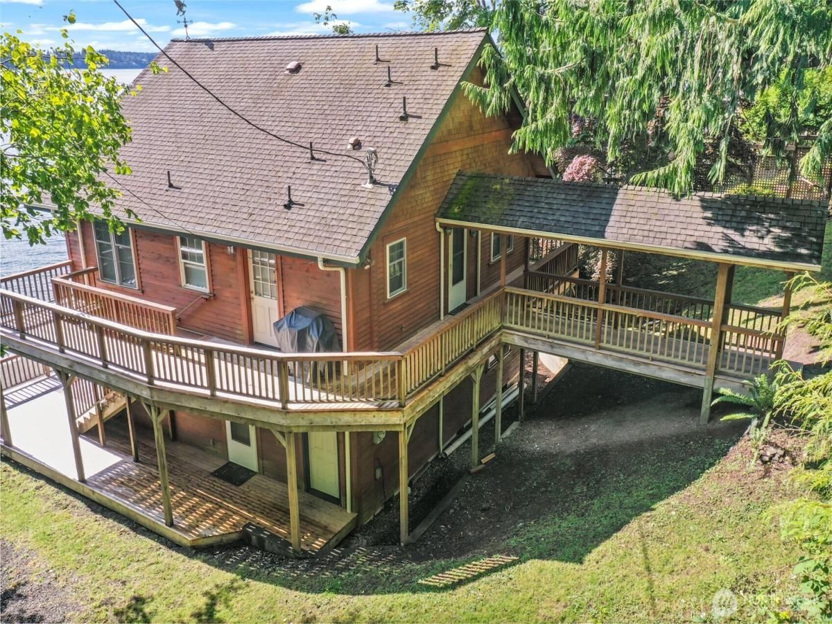 MLS #NWM2360362 image #0