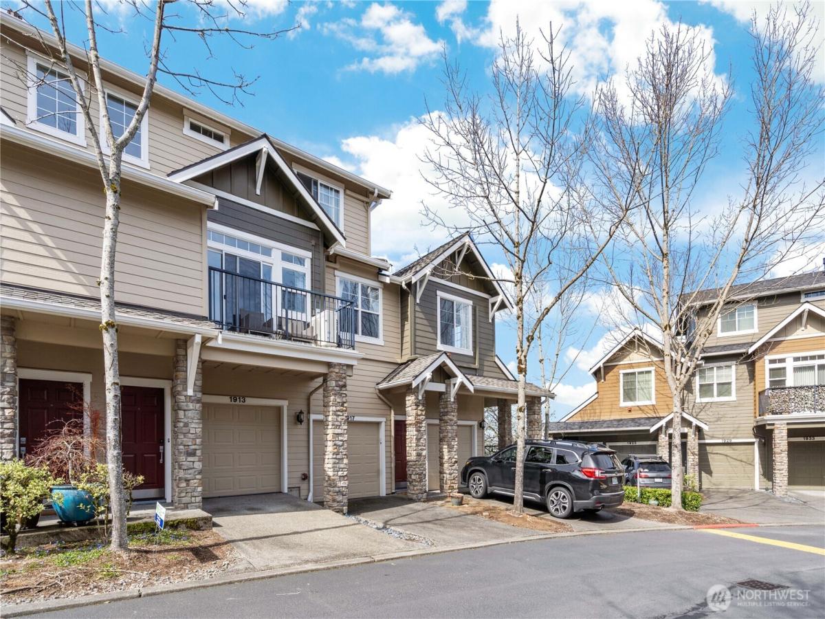 MLS #NWM2360651 image #0