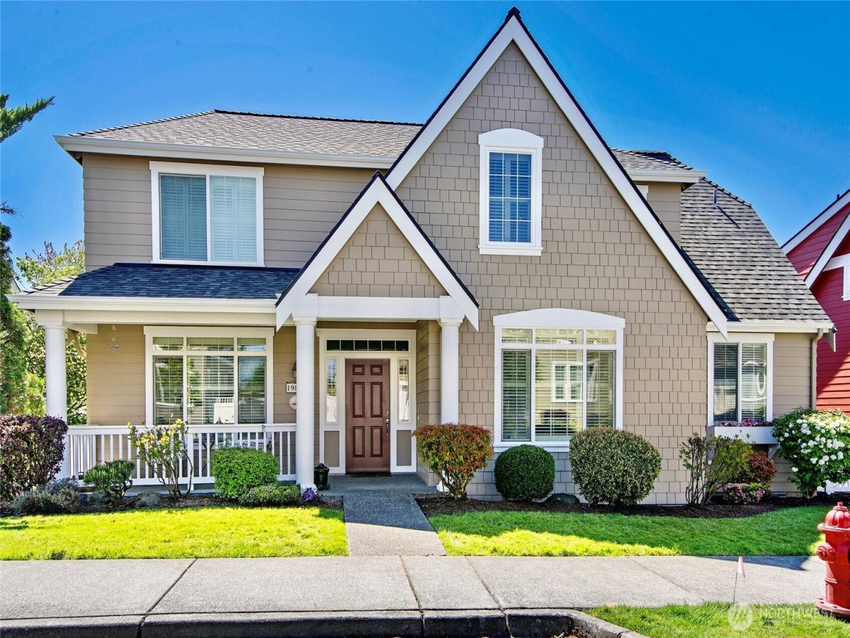MLS #NWM2360653 image #0