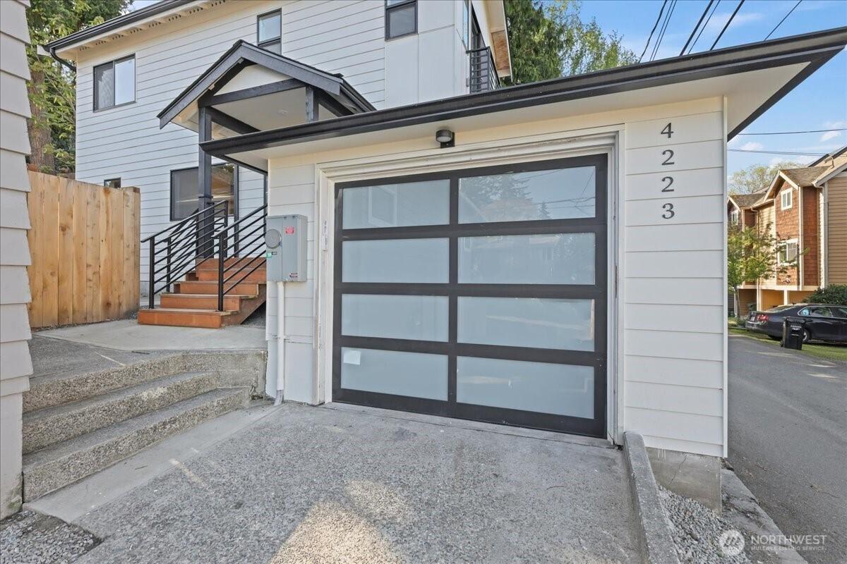 MLS #NWM2361514 image #0