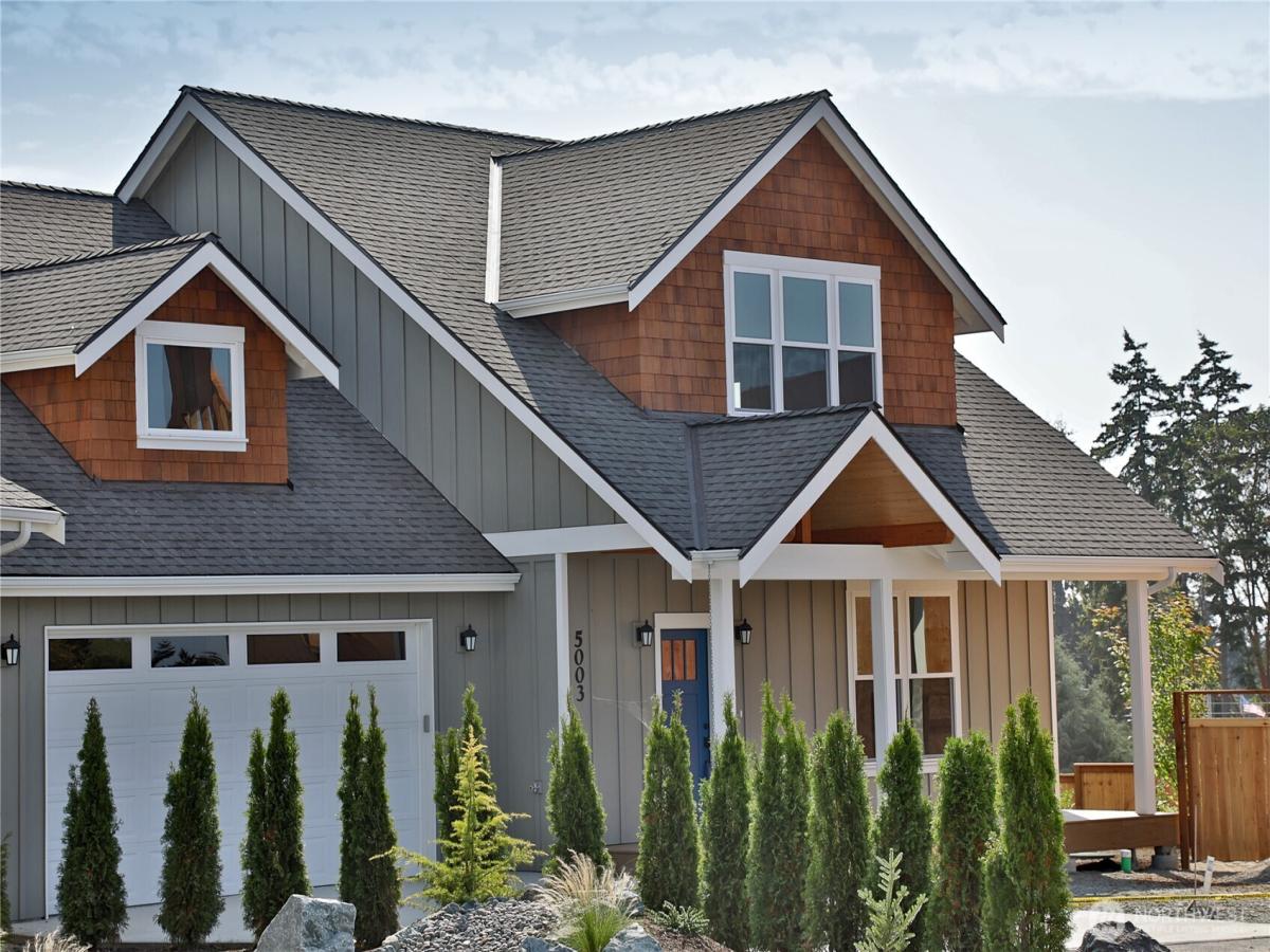 MLS #NWM2362505 image #0