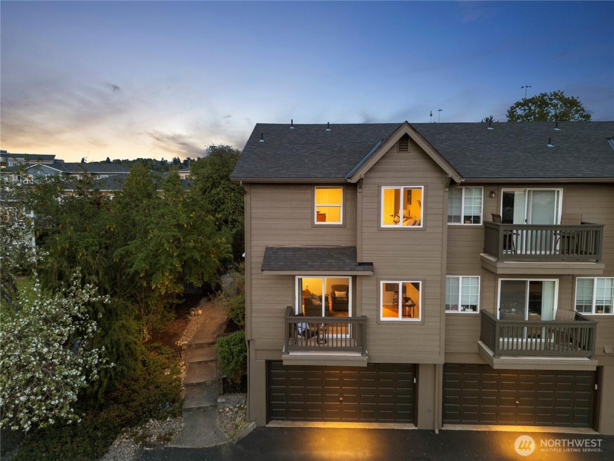 MLS #NWM2362594 image #0