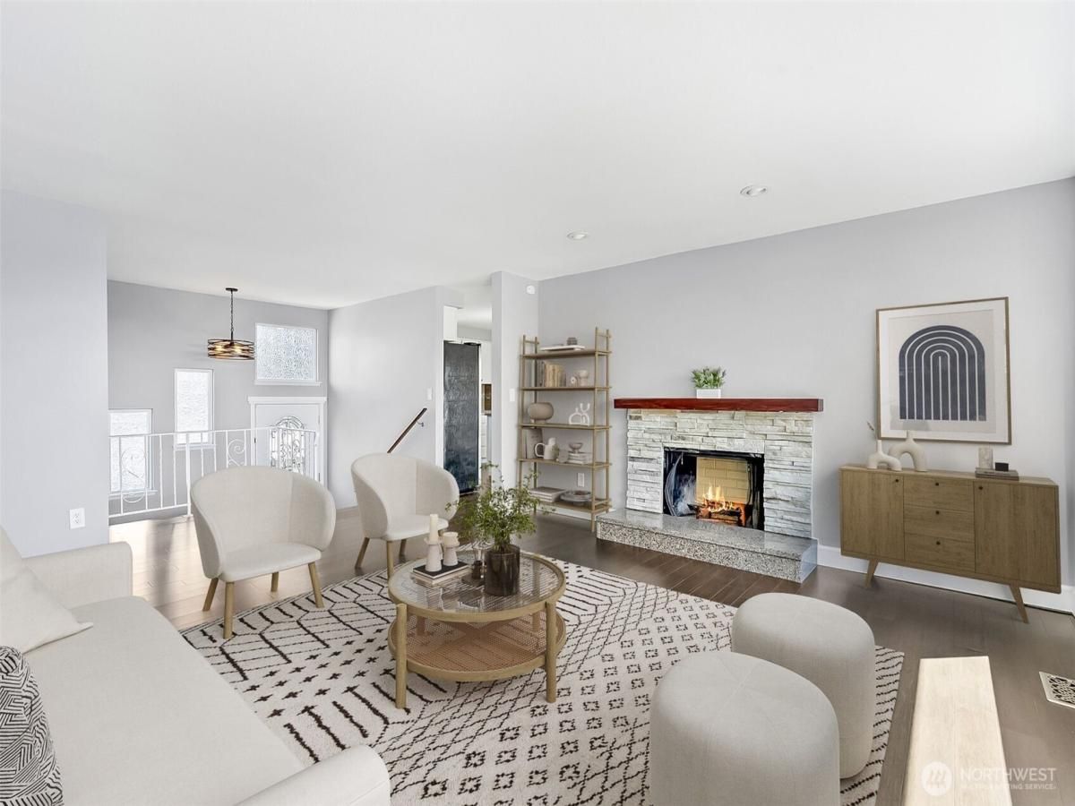 MLS #NWM2362815 image #0