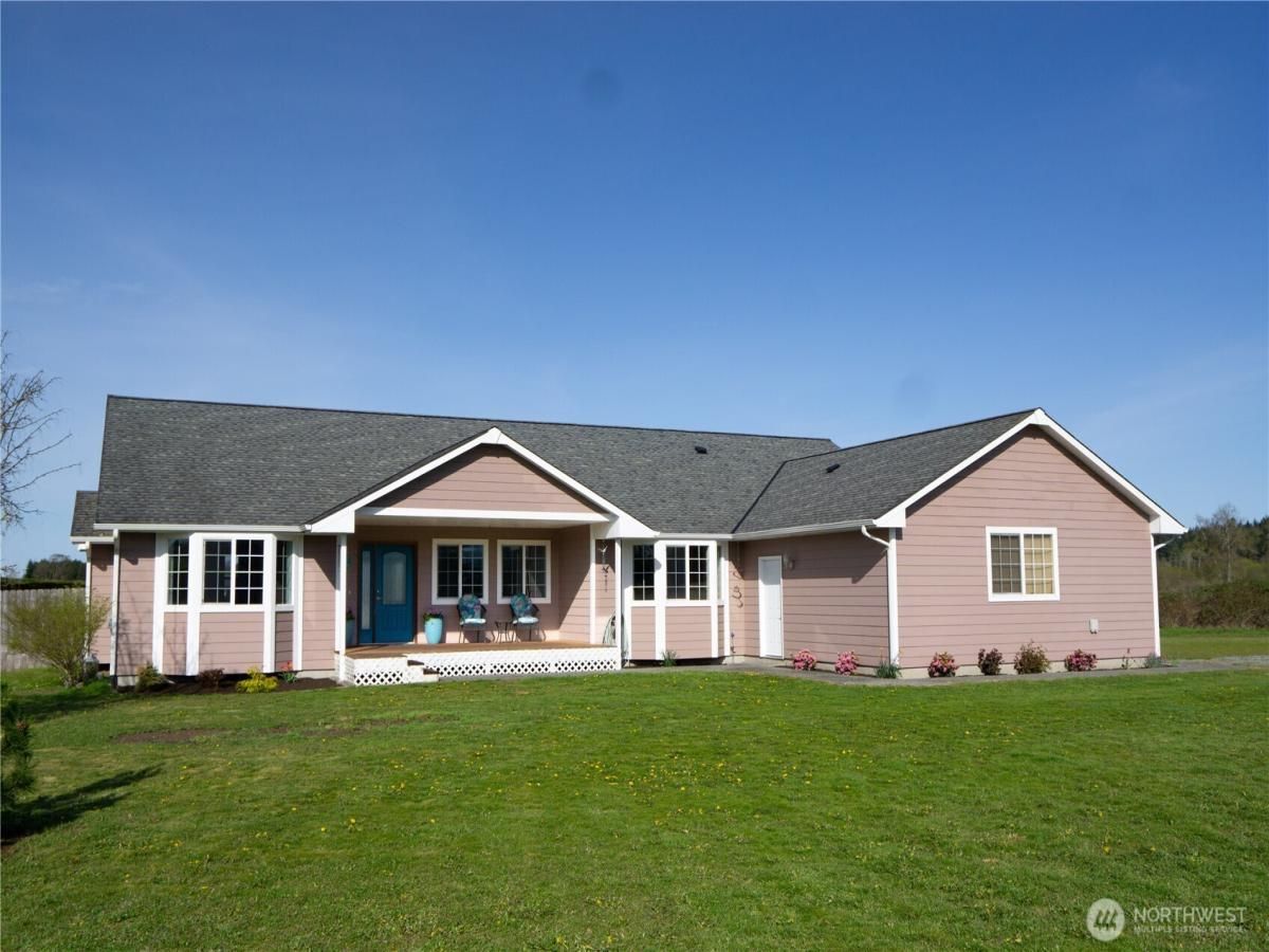 MLS #NWM2363194 image #0