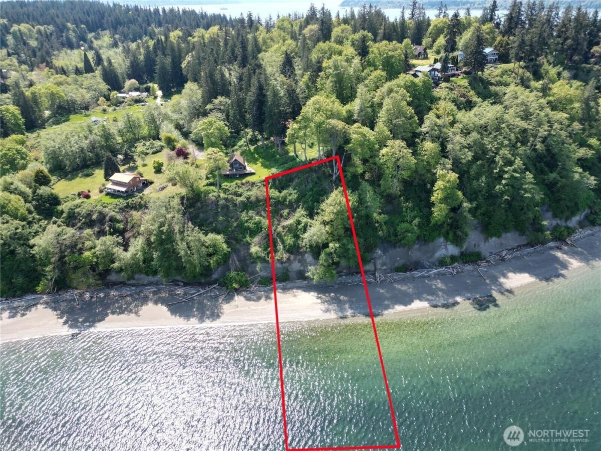 MLS #NWM2363627 image #0