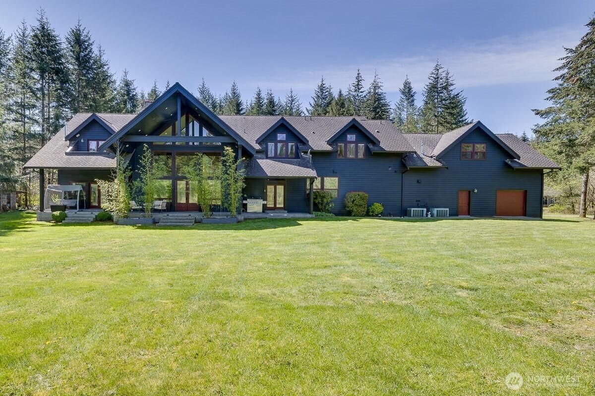 MLS #NWM2364085 image #0