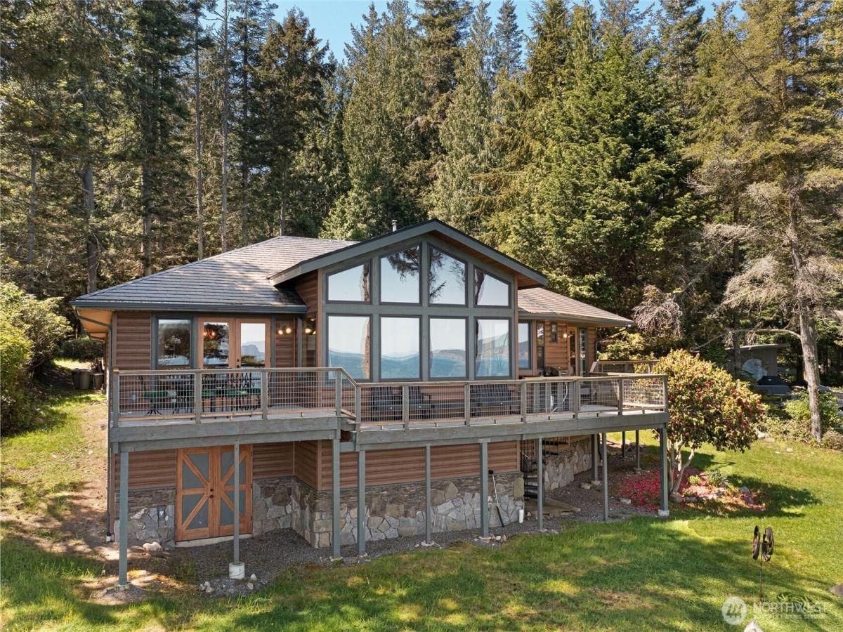 MLS #NWM2364430 image #0